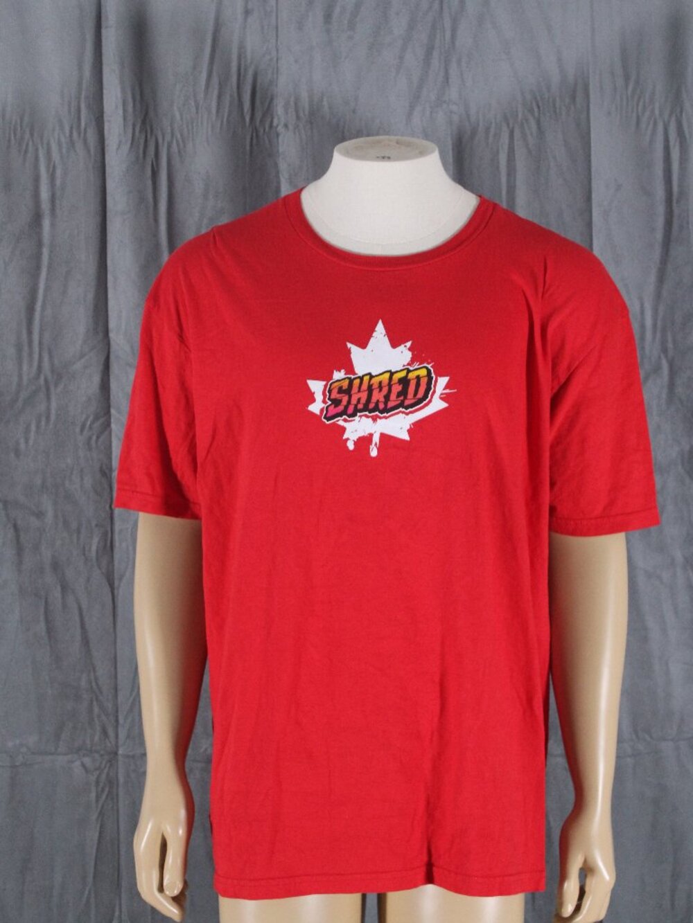 Graphic T-shirt - Shred Canada - Men's XL